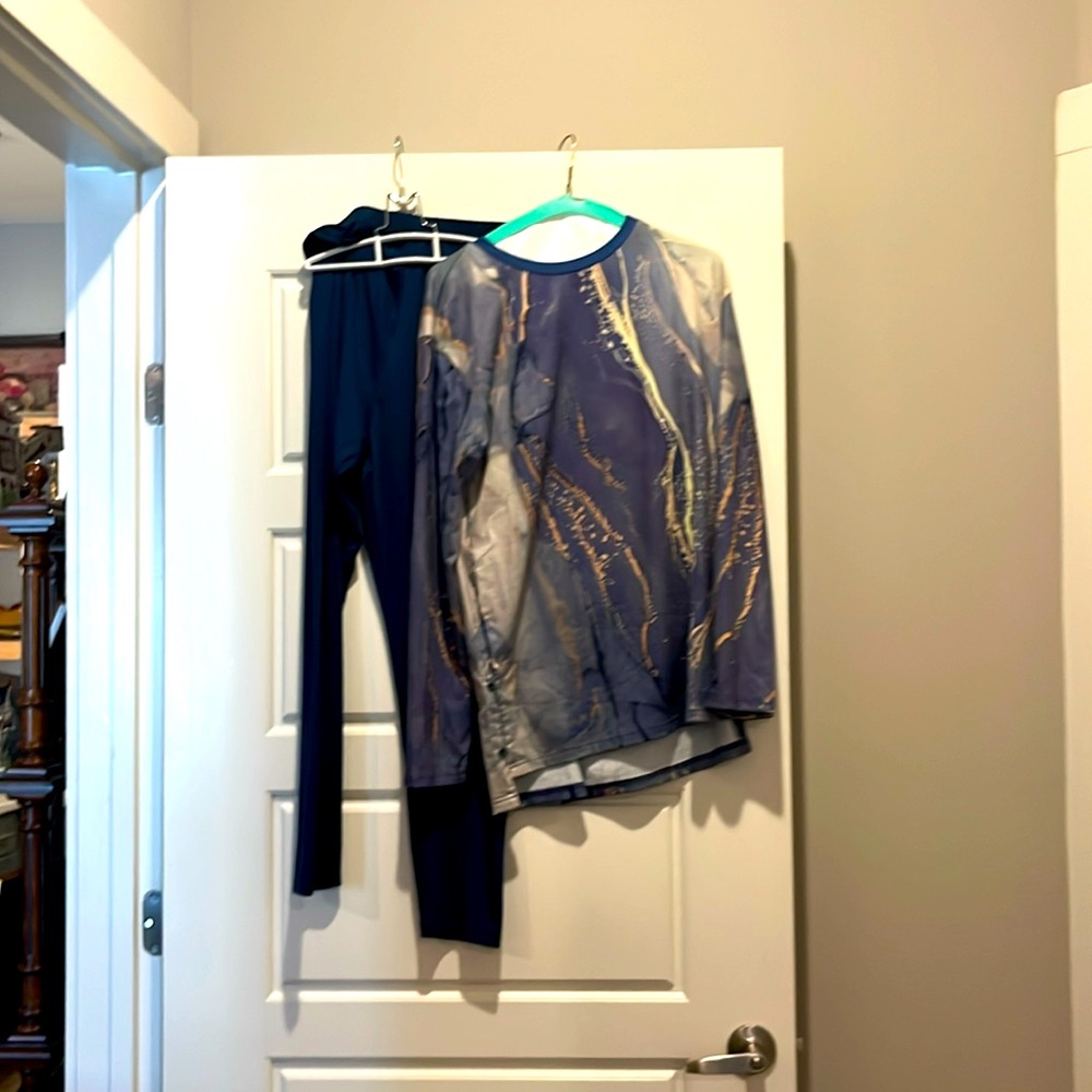 Blue and gold long sleeve shirt with matching leggings